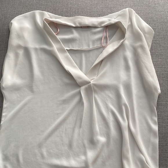 Forever 21 Flowy Blouse - Picture 2 of 2